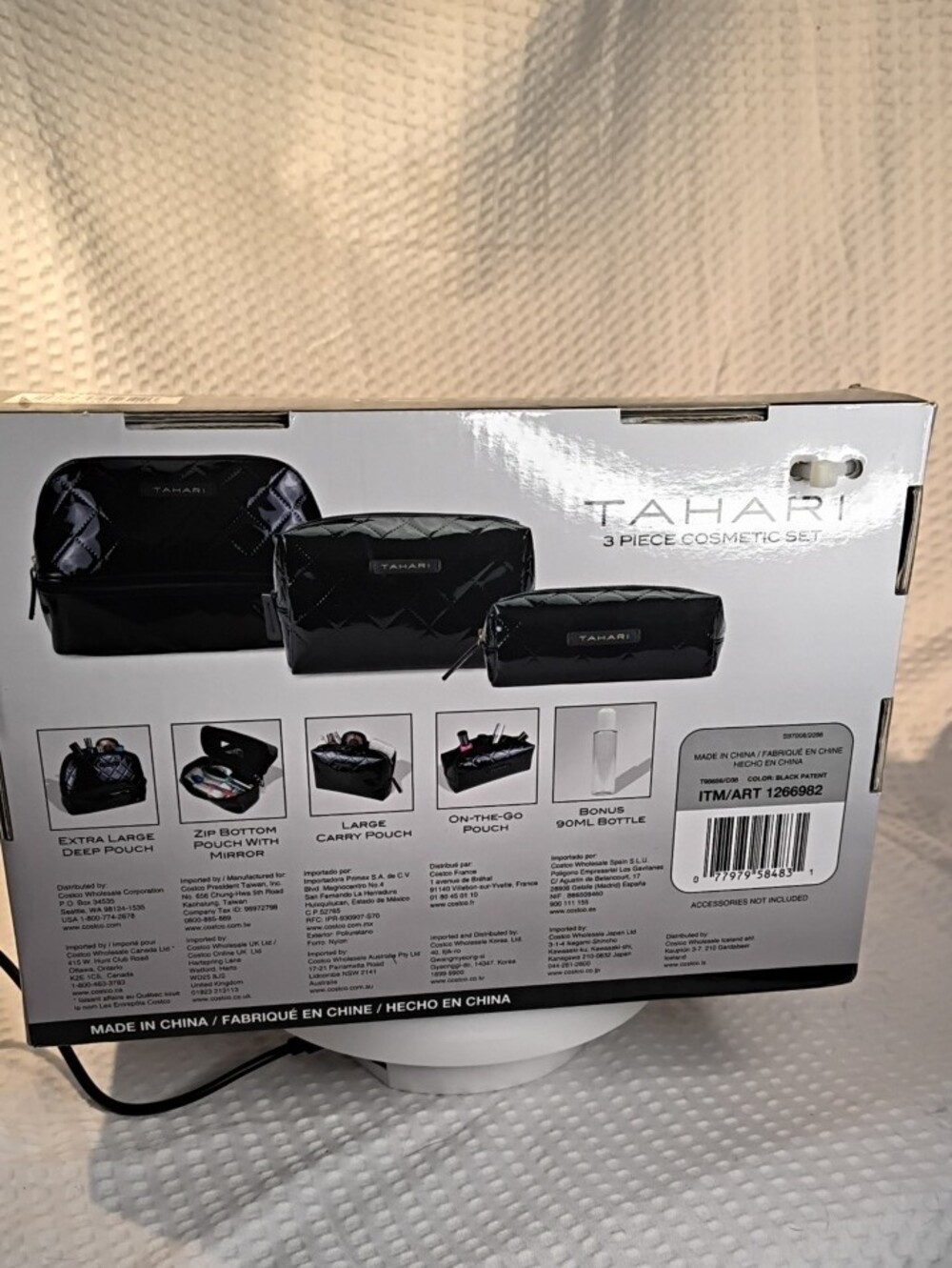 Tahari Black Quilted Patent Toiletry Pouch 3 Piece Set - Picture 6 of 6